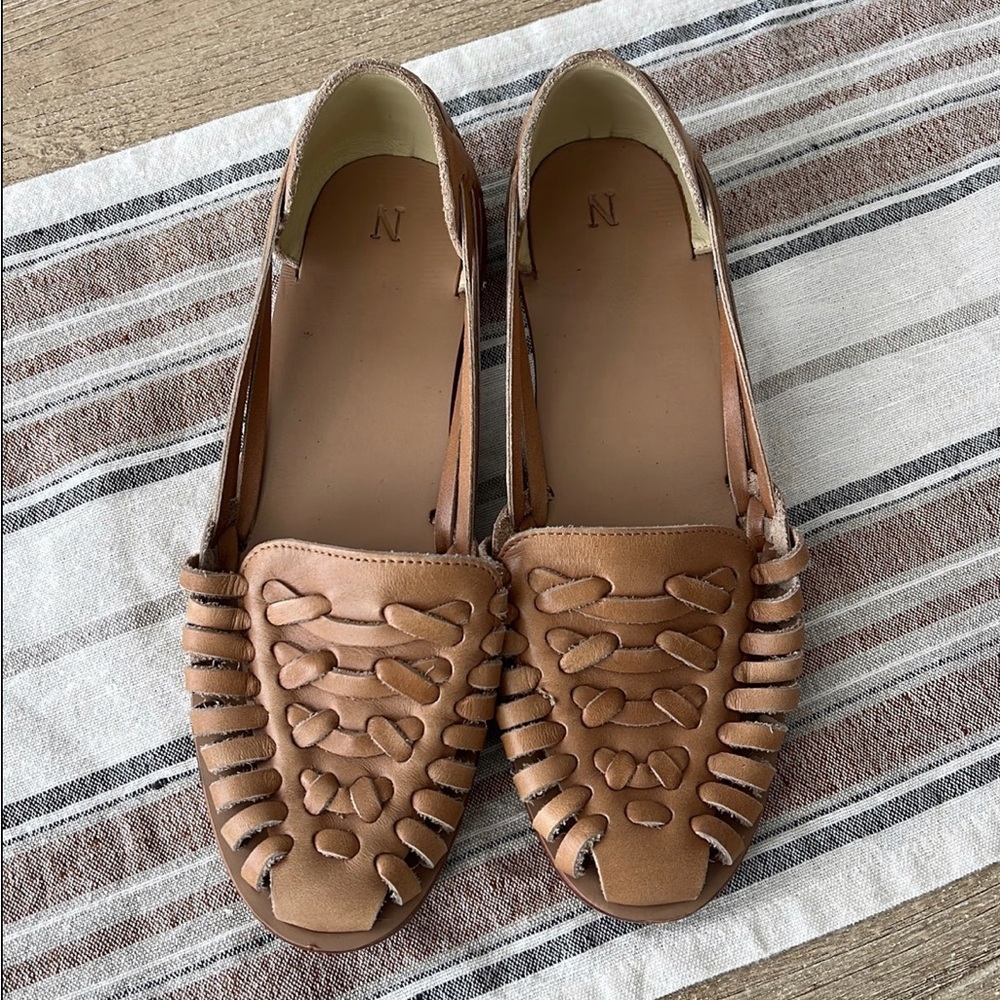 Nisolo Huarache Sandals in Almond